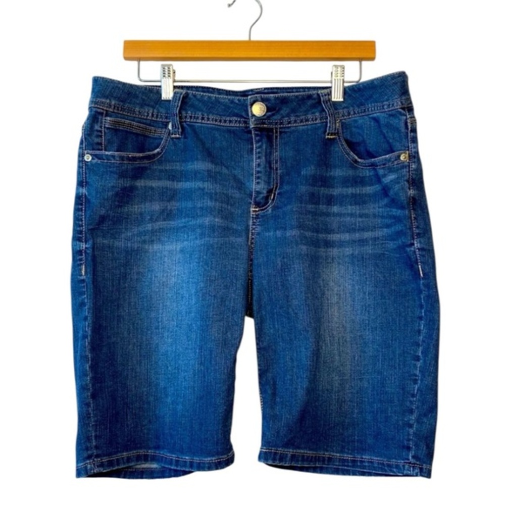 7 FOR ALL MANKIND DENIM‎ SHORTS WOMENS SIZE 16